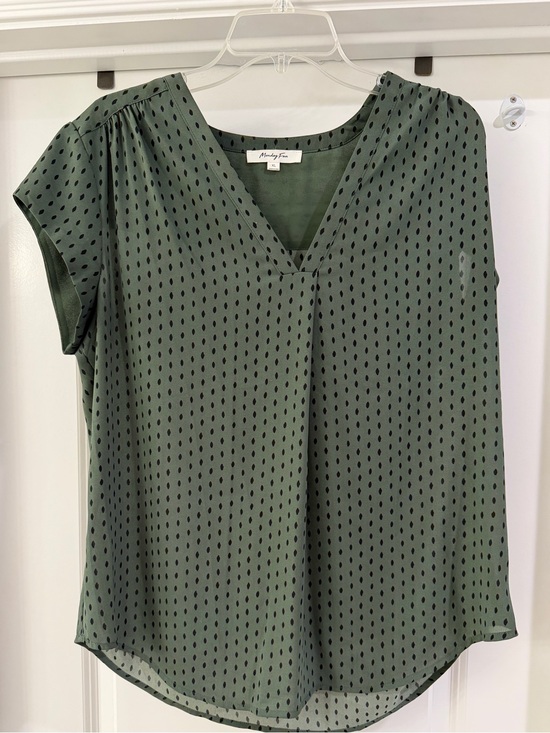 Monday Fun Tops - Olive V-Neck Short Sleeve Dot Blouse